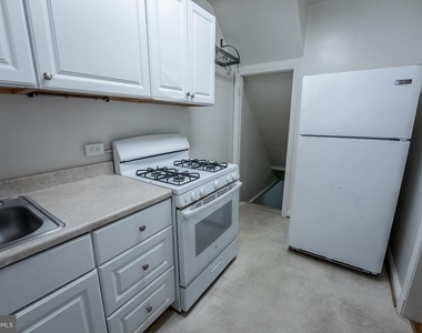 529 N Payne Street - Photo Thumbnail 3