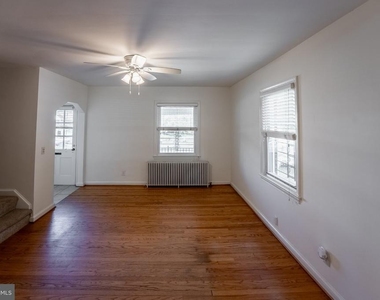 529 N Payne Street - Photo Thumbnail 6