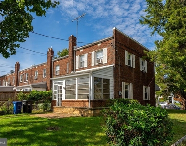529 N Payne Street - Photo Thumbnail 24