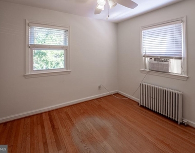 529 N Payne Street - Photo Thumbnail 10
