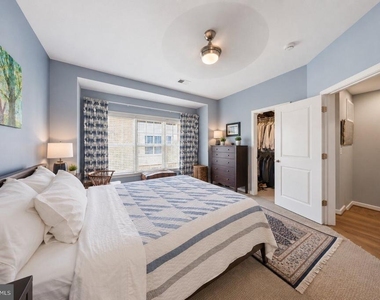 912 N Alfred Street - Photo Thumbnail 24