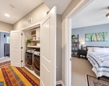912 N Alfred Street - Photo Thumbnail 19