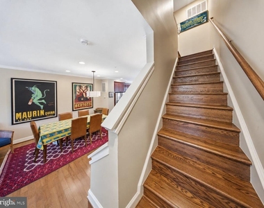 912 N Alfred Street - Photo Thumbnail 17