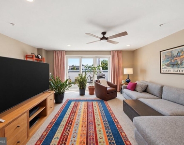 912 N Alfred Street - Photo Thumbnail 36