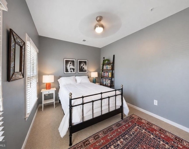 912 N Alfred Street - Photo Thumbnail 27