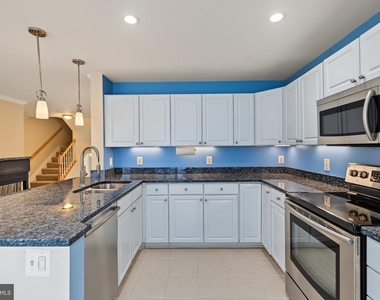 5022 Barbour Drive - Photo Thumbnail 21