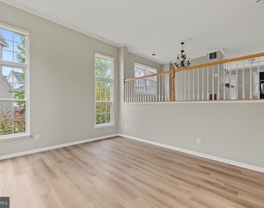5022 Barbour Drive - Photo Thumbnail 5