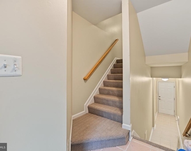 5022 Barbour Drive - Photo Thumbnail 2
