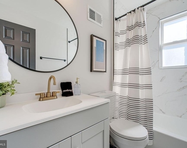 3107 Montrose Avenue - Photo Thumbnail 30