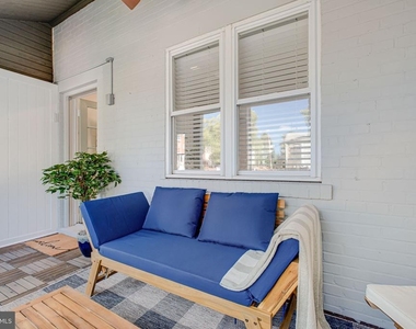 3107 Montrose Avenue - Photo Thumbnail 34
