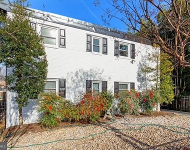 504 E Alexandria Avenue - Photo Thumbnail 1
