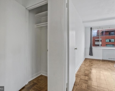 1111 Arlington Boulevard - Photo Thumbnail 35