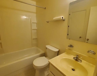 35 Greenwood Road - Photo Thumbnail 4
