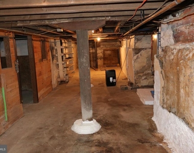 442 Summit Avenue - Photo Thumbnail 31