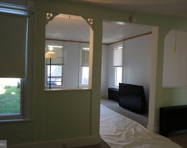 442 Summit Avenue - Photo Thumbnail 3
