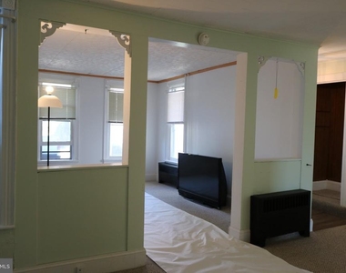 442 Summit Avenue - Photo Thumbnail 5