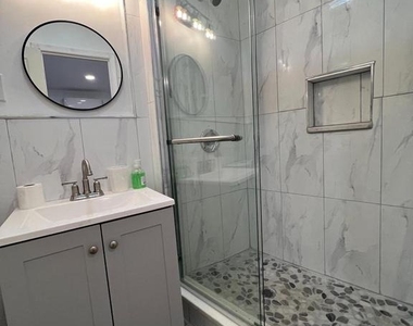 1516 W Ritner Street - Photo Thumbnail 3