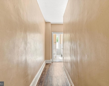 1428 S 51st Street - Photo Thumbnail 6