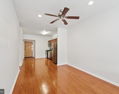 1050 E Montgomery Avenue - Photo Thumbnail 10