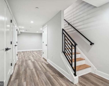 2612 Trenton Avenue - Photo Thumbnail 22
