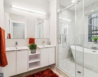 2612 Trenton Avenue - Photo Thumbnail 12