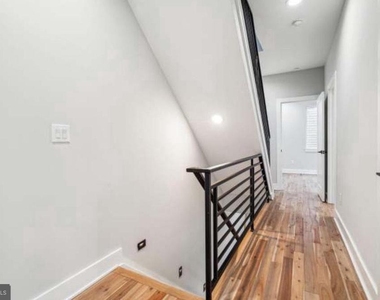 2612 Trenton Avenue - Photo Thumbnail 7