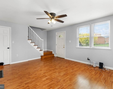 1801 S 29th Street - Photo Thumbnail 7
