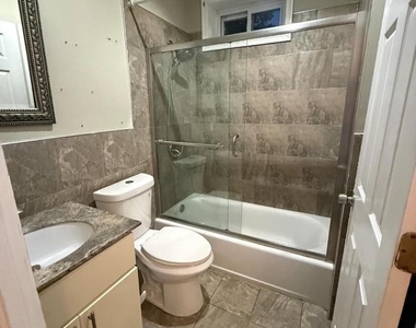 116 E Cumberland Street - Photo Thumbnail 8