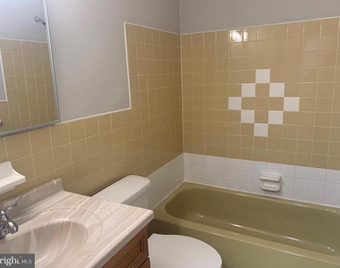 8941 Alton Street - Photo Thumbnail 3