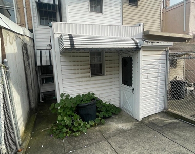 3268 Tilton Street - Photo Thumbnail 2