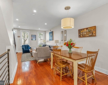 2114 Oakford Street - Photo Thumbnail 5