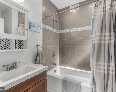 2114 Oakford Street - Photo Thumbnail 21