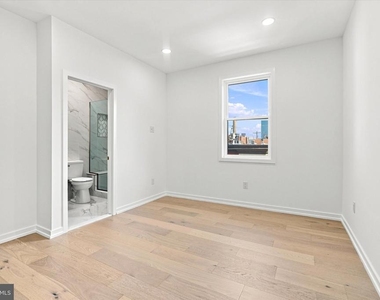 1235 S 26th Street - Photo Thumbnail 13