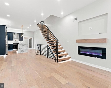 1235 S 26th Street - Photo Thumbnail 3