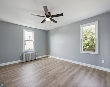 4512 E Stiles Street - Photo Thumbnail 22