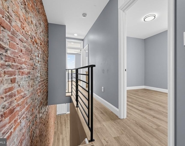 4512 E Stiles Street - Photo Thumbnail 17