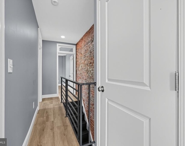 4512 E Stiles Street - Photo Thumbnail 16