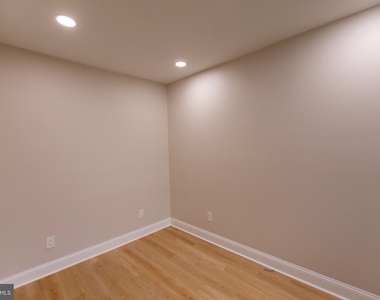 1542 S Bambrey Street - Photo Thumbnail 14