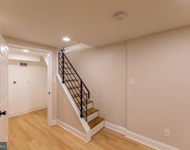 1542 S Bambrey Street - Photo Thumbnail 9