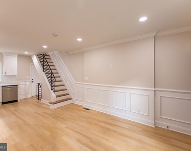 1542 S Bambrey Street - Photo Thumbnail 2