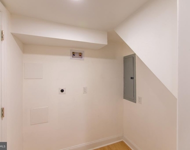 1542 S Bambrey Street - Photo Thumbnail 11