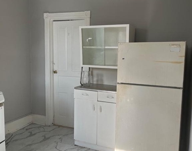 3533 N 11th Street - Photo Thumbnail 6