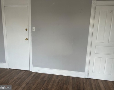 3533 N 11th Street - Photo Thumbnail 3