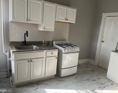 3533 N 11th Street - Photo Thumbnail 5