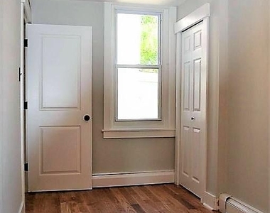 119 W Salaignac Street - Photo Thumbnail 7