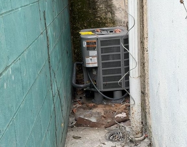 1527 S 29th Street - Photo Thumbnail 19