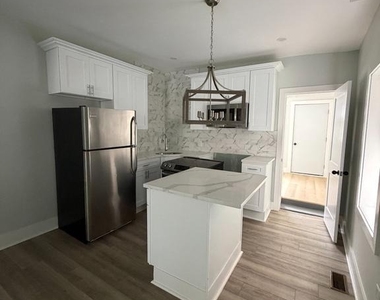 1527 S 29th Street - Photo Thumbnail 4
