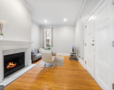 1704 Wallace Street - Photo Thumbnail 10