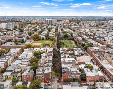 1704 Wallace Street - Photo Thumbnail 23