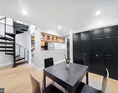 1704 Wallace Street - Photo Thumbnail 18